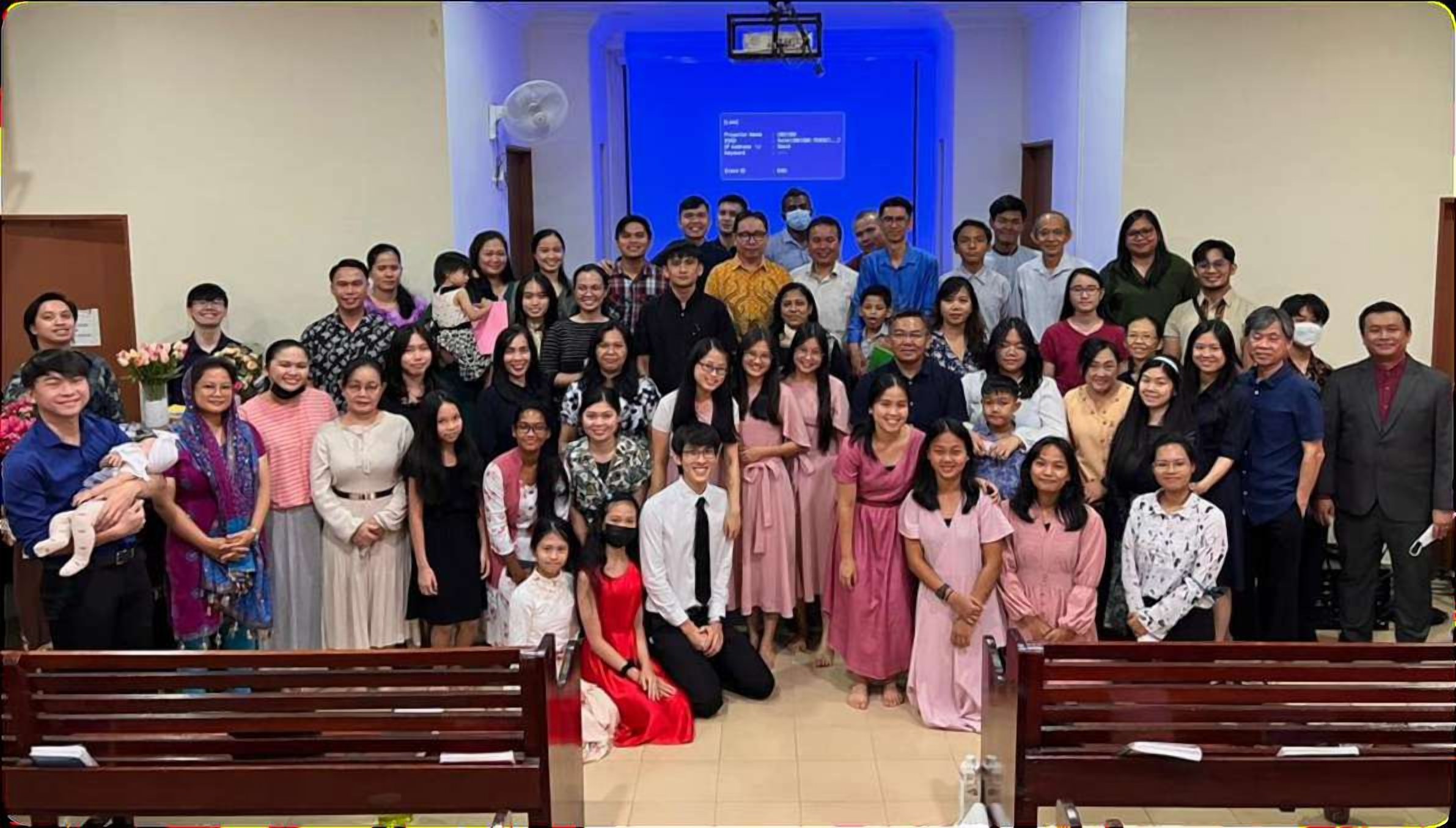 A church concert run by volunteer graduates